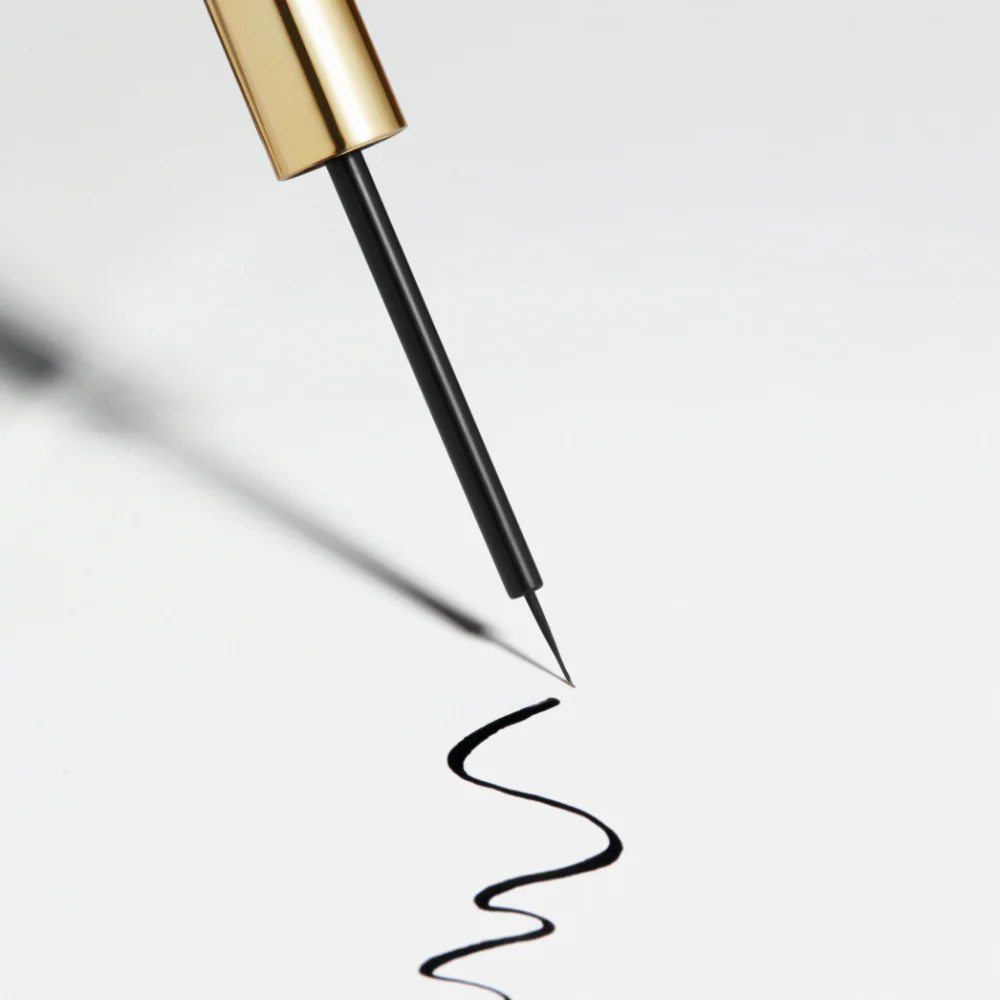 Eyeliner - Image 4