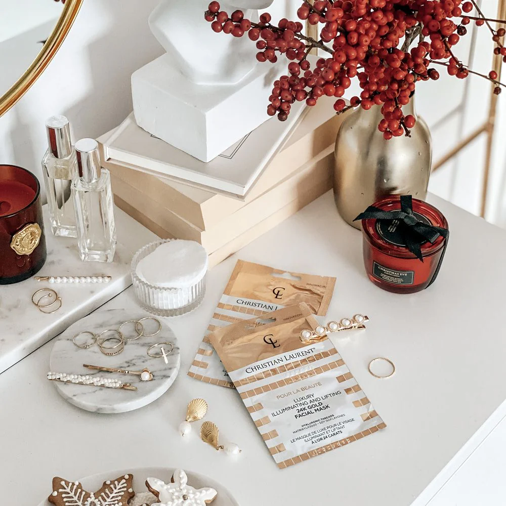 Luxurious illuminating and lifting face mask with 24k gold - Image 6