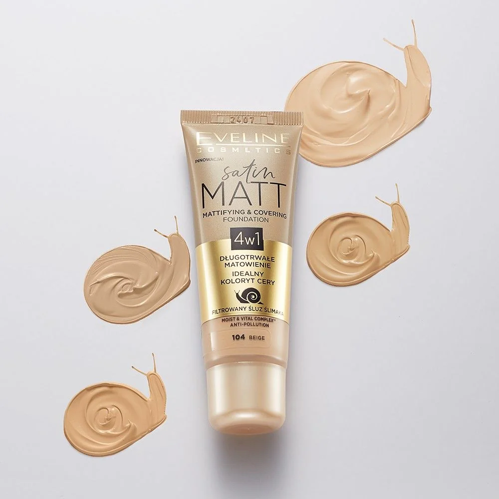 Mattifying & covering foundation - Image 3