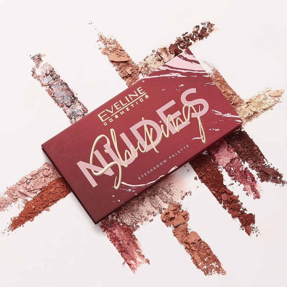 Palette of 12 eyeshadows - Image 7